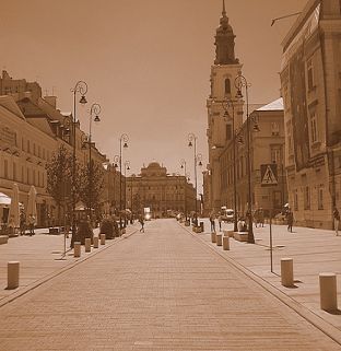 Krakowskie Przedmieście w Warszawie. W tle Pałac Staszica - siedziba Kasy im. Mianowskiego